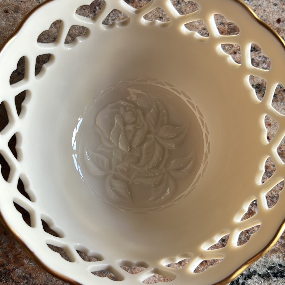 Medium size Lenox heart bowl
